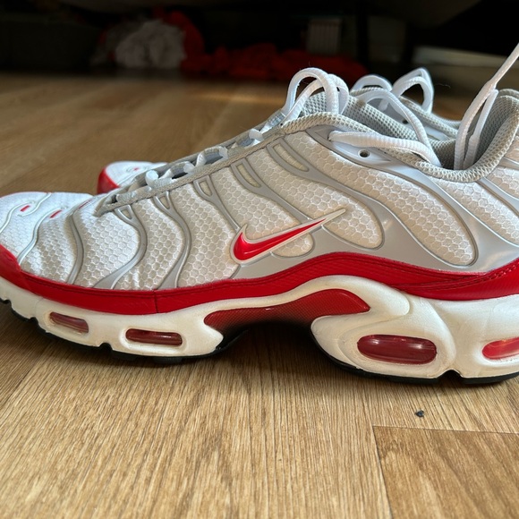 Nike Air Max Plus - Picture 4 of 6